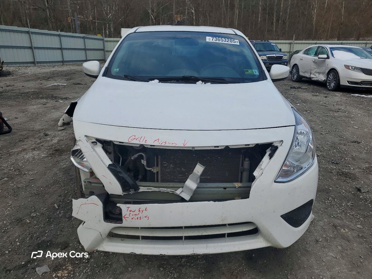 Nissan Versa 2016