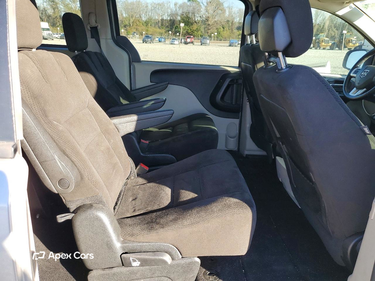 Dodge Caravan 2016