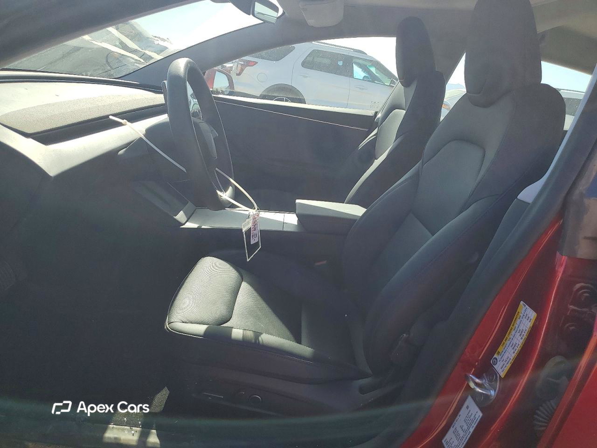 Tesla Model 3 2025