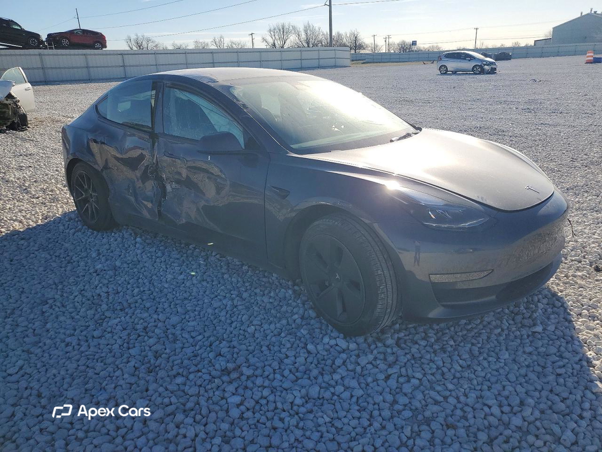 Tesla Model 3 2023