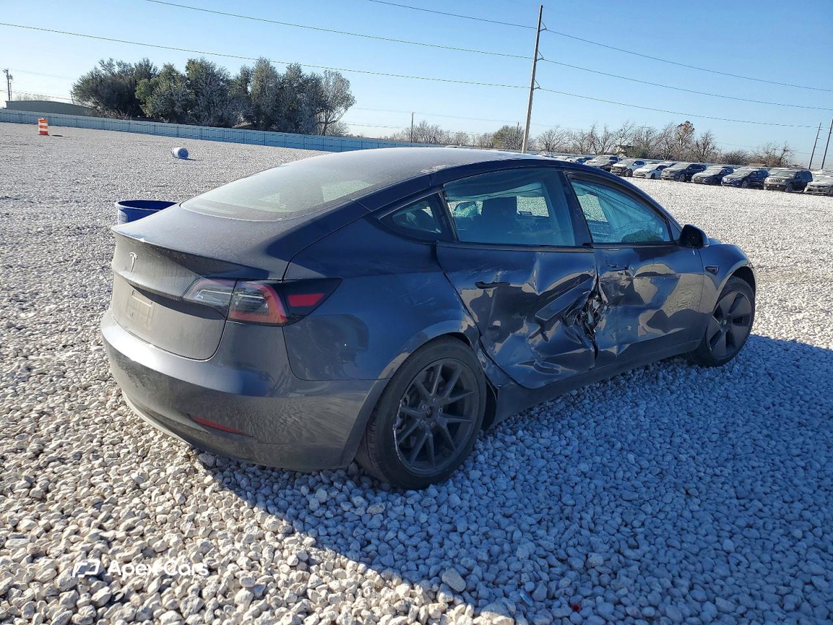 Tesla Model 3 2023