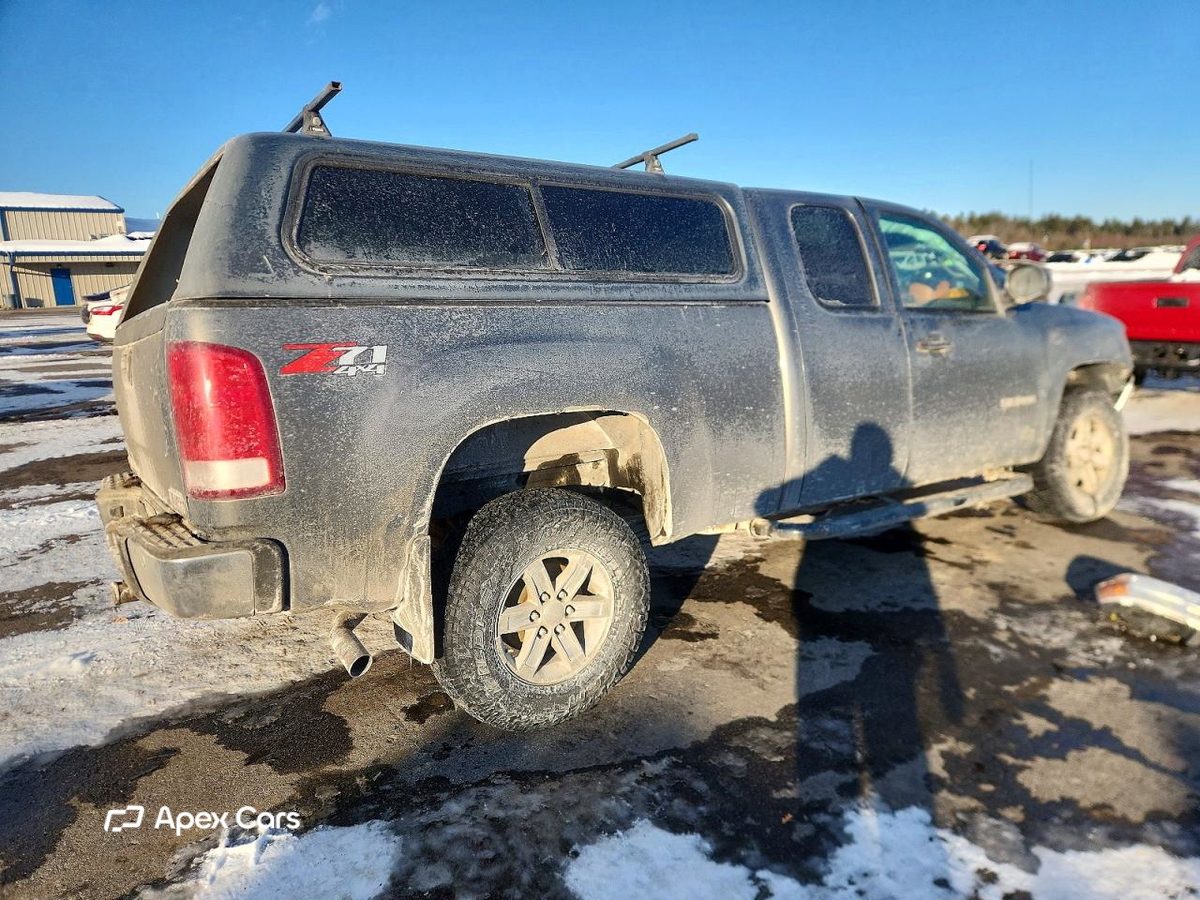 GMC Sierra 2011