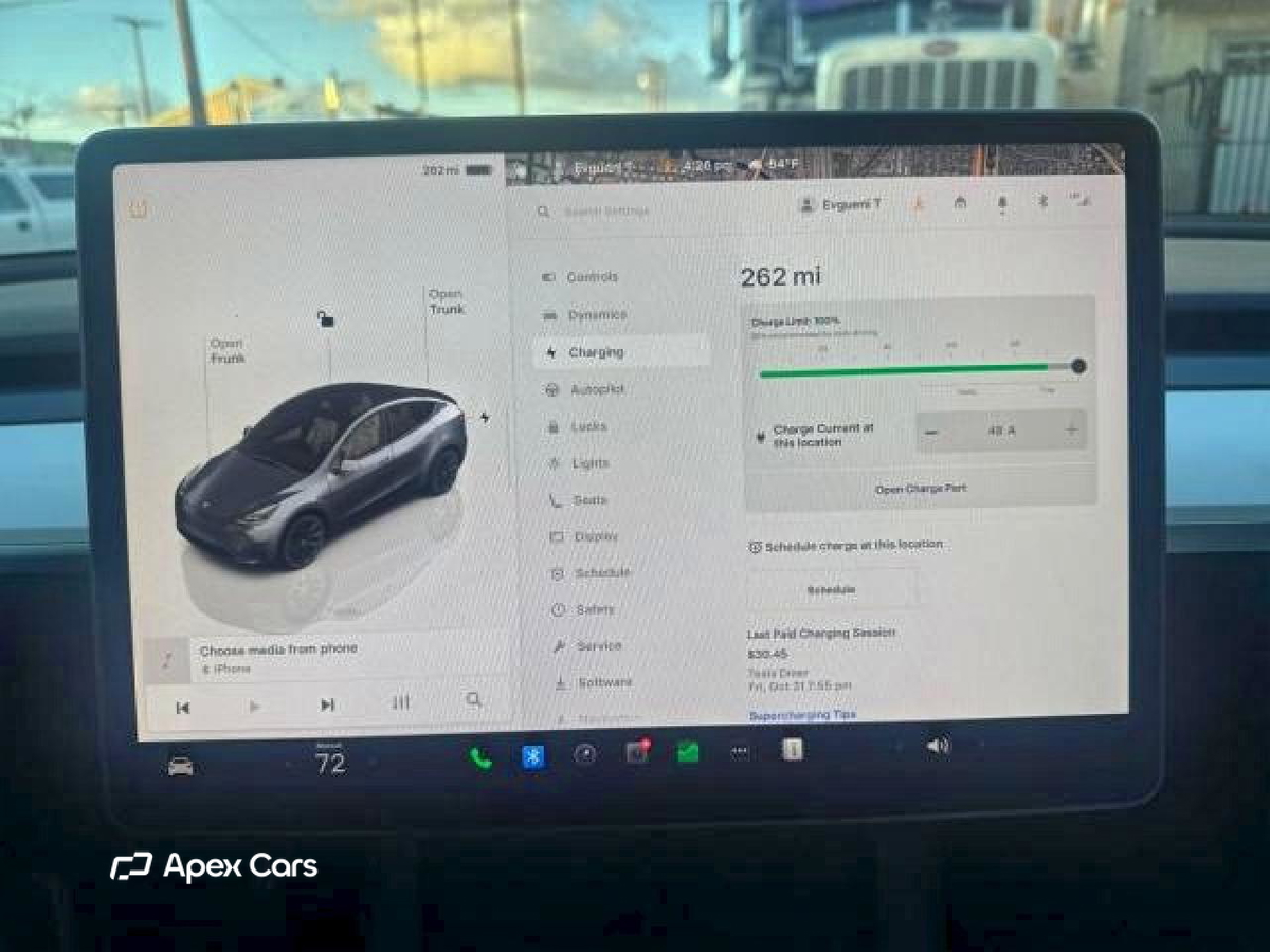 Tesla Model Y 2023