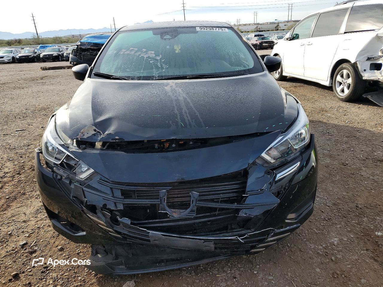 Nissan Versa 2024