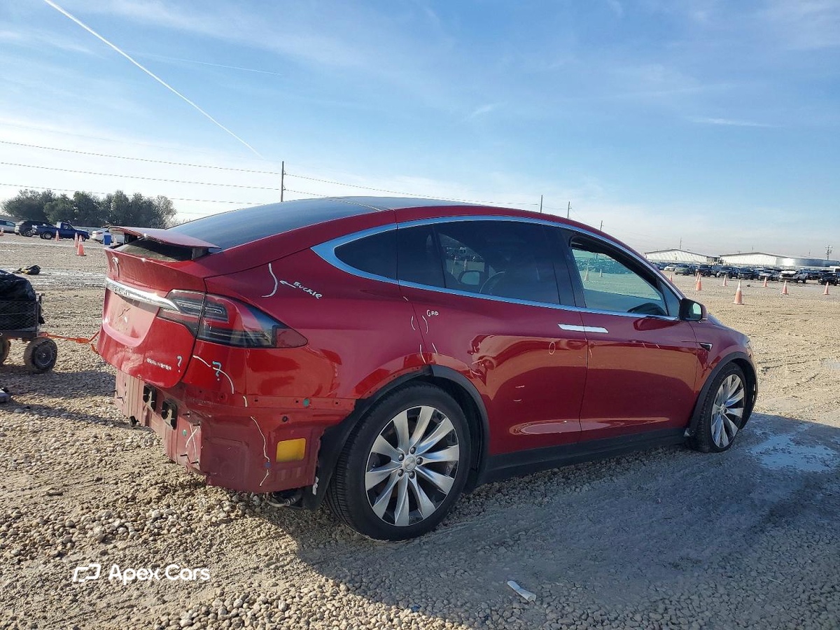 Tesla Model X 2019