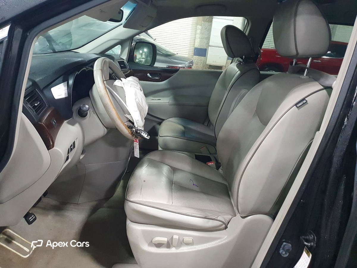 Nissan Quest 2013