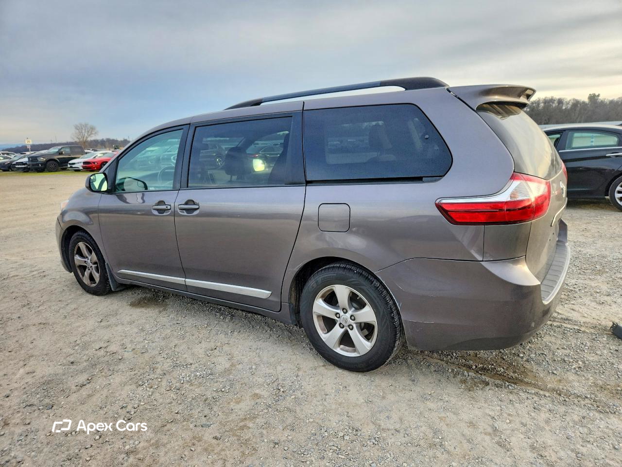 Toyota Sienna 2016