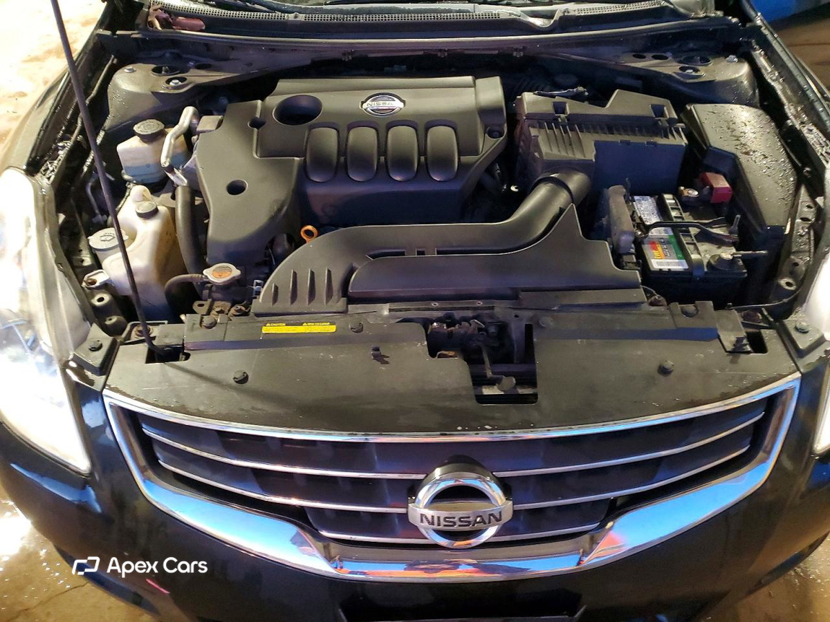 Nissan Altima 2012