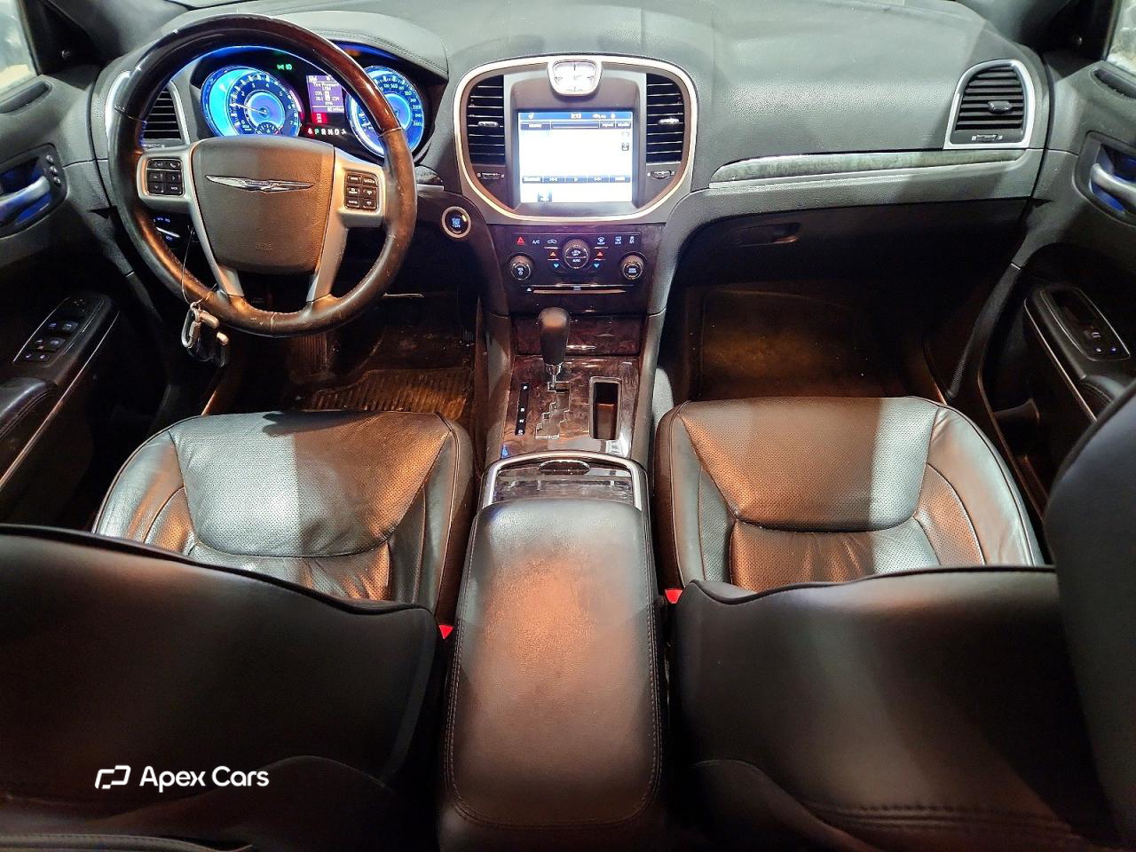Chrysler 300 2011