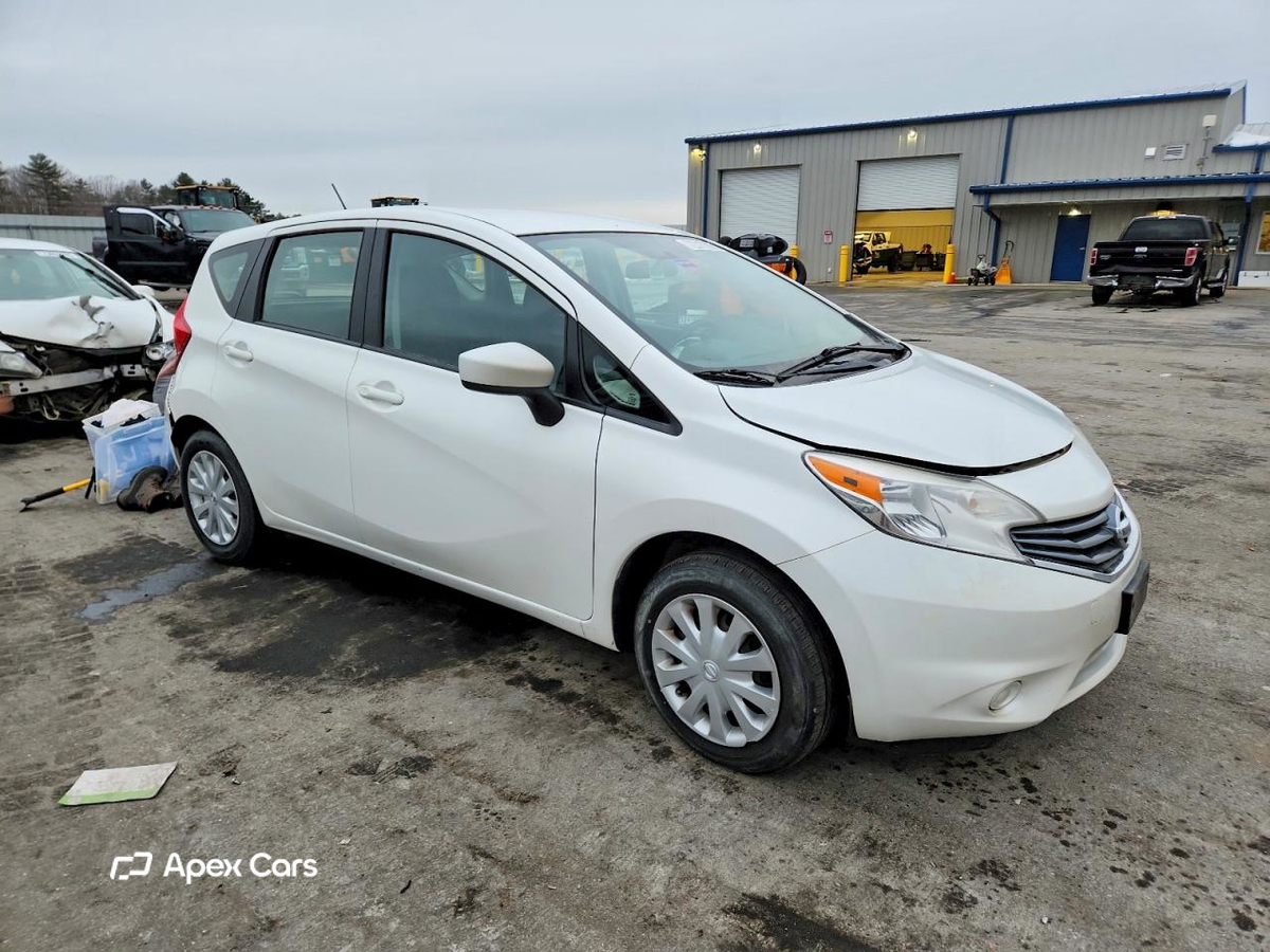 Nissan Versa 2016
