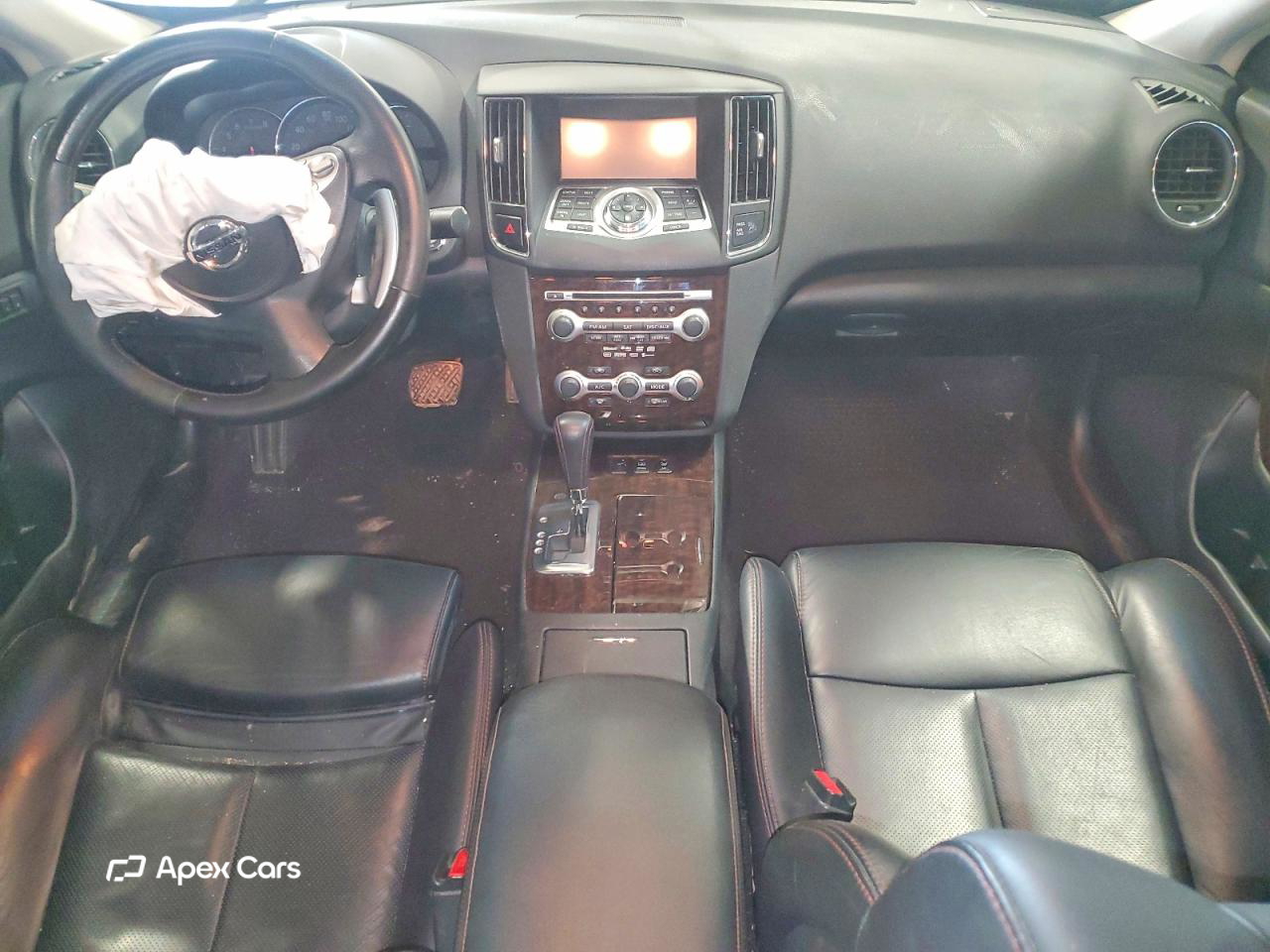 Nissan Maxima 2010