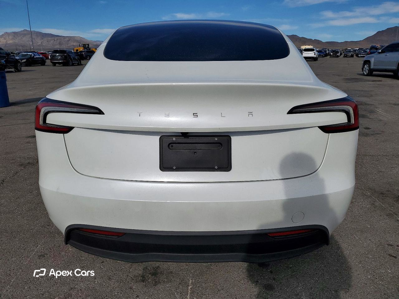 Tesla Model 3 2025