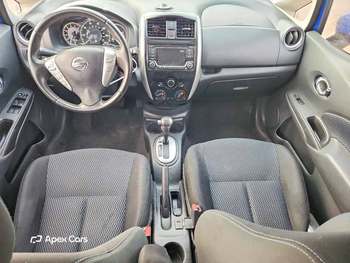 Nissan Versa 2016