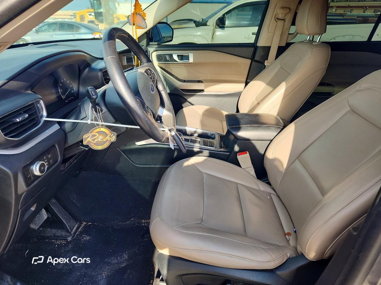 Ford Explorer 2023