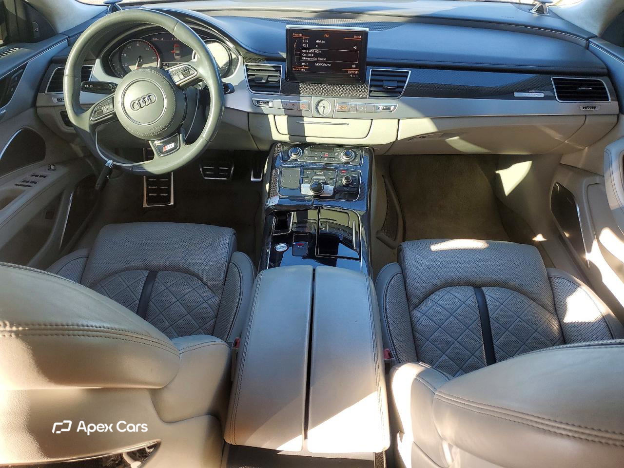 Audi S8 2013