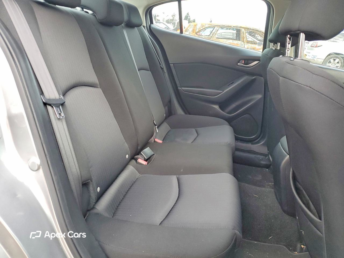 Mazda 3 2016