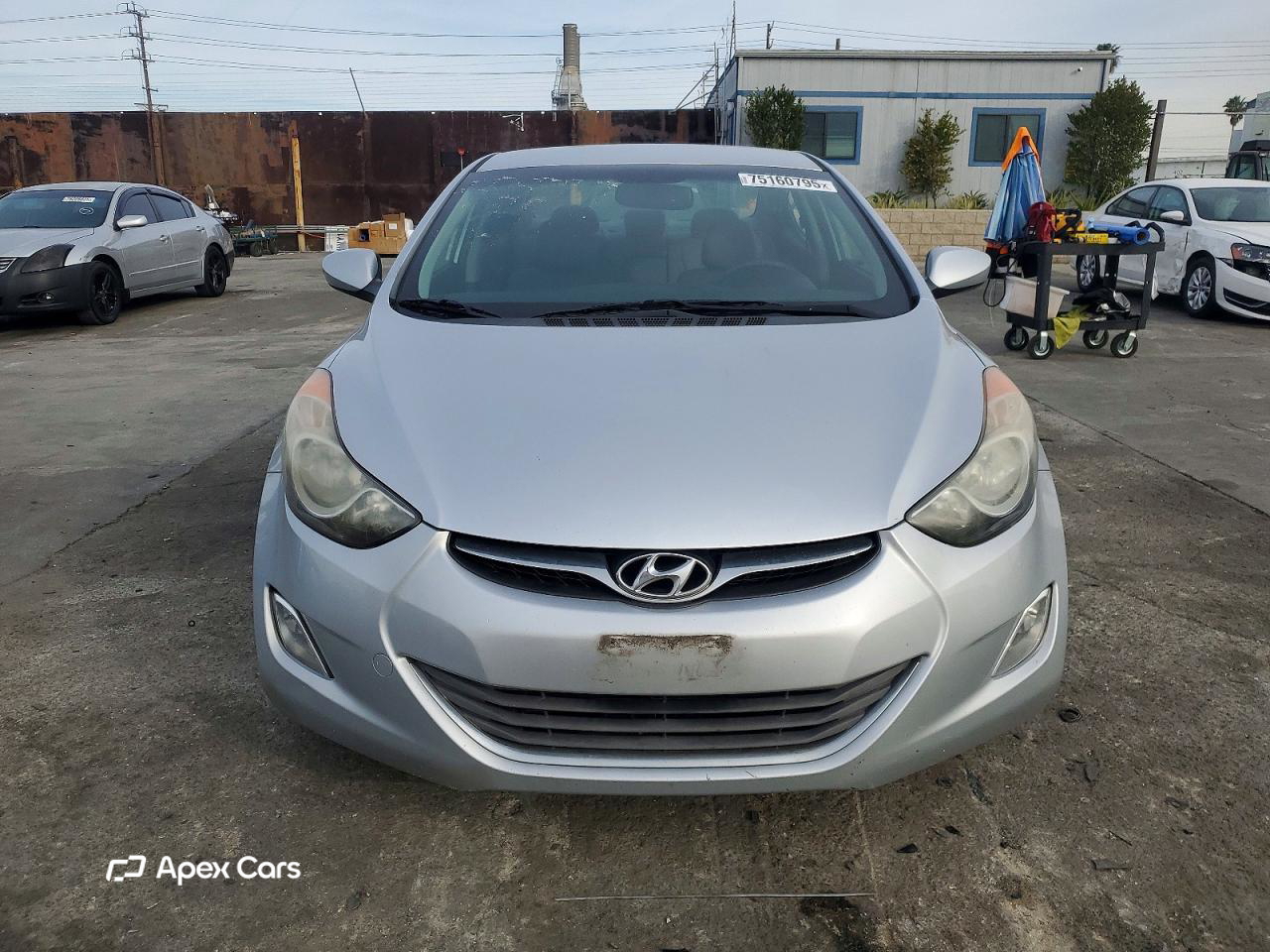 Hyundai Elantra 2013