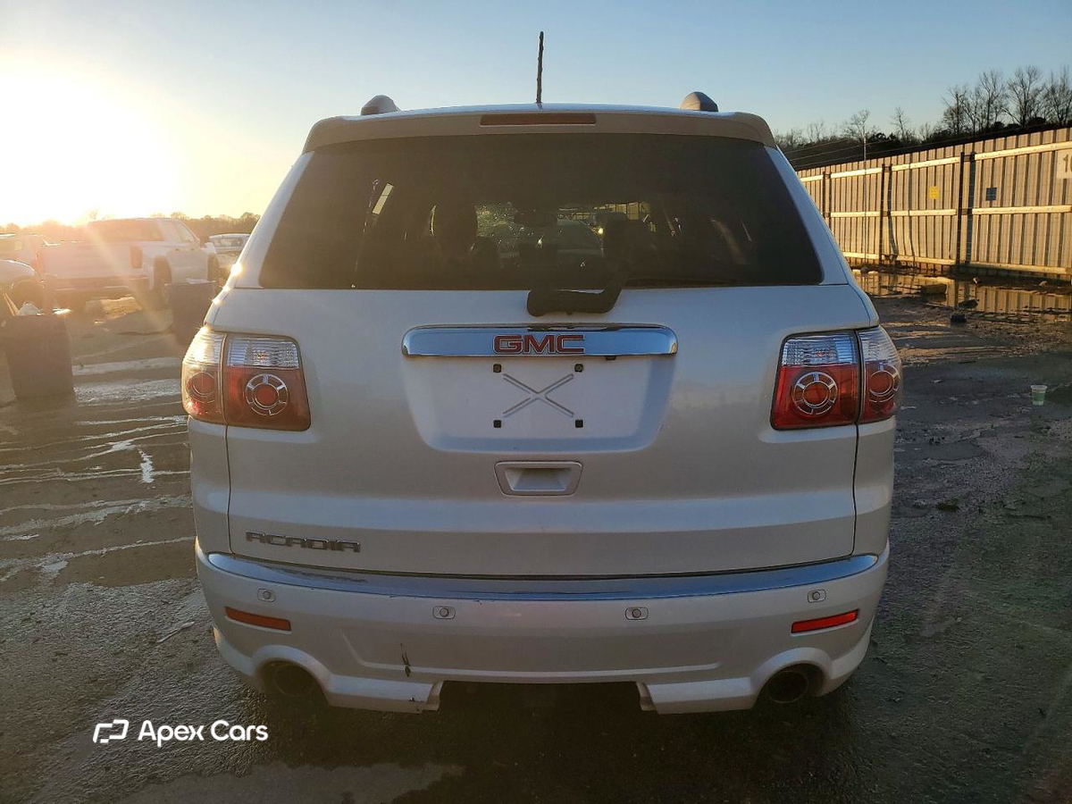 GMC Acadia 2012