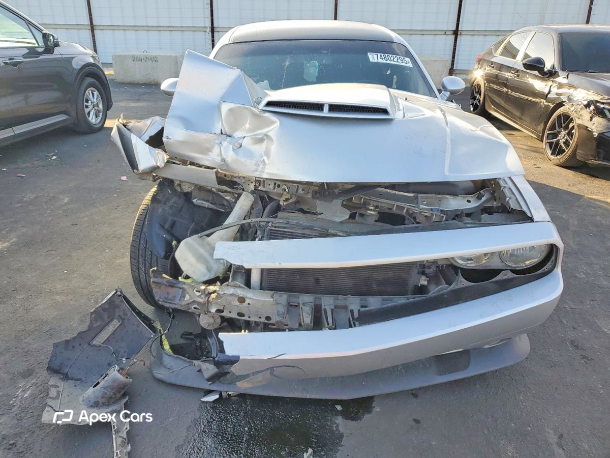 Dodge Challenger 2012