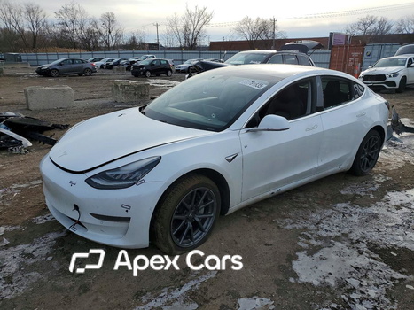 Tesla Model 3 2019 - Image 1 of 14