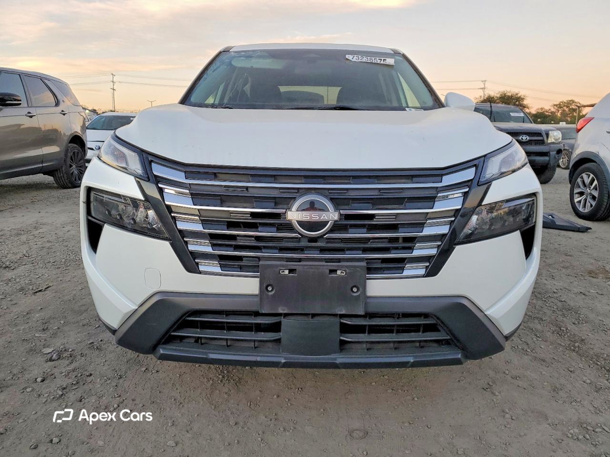 Nissan Rogue 2024