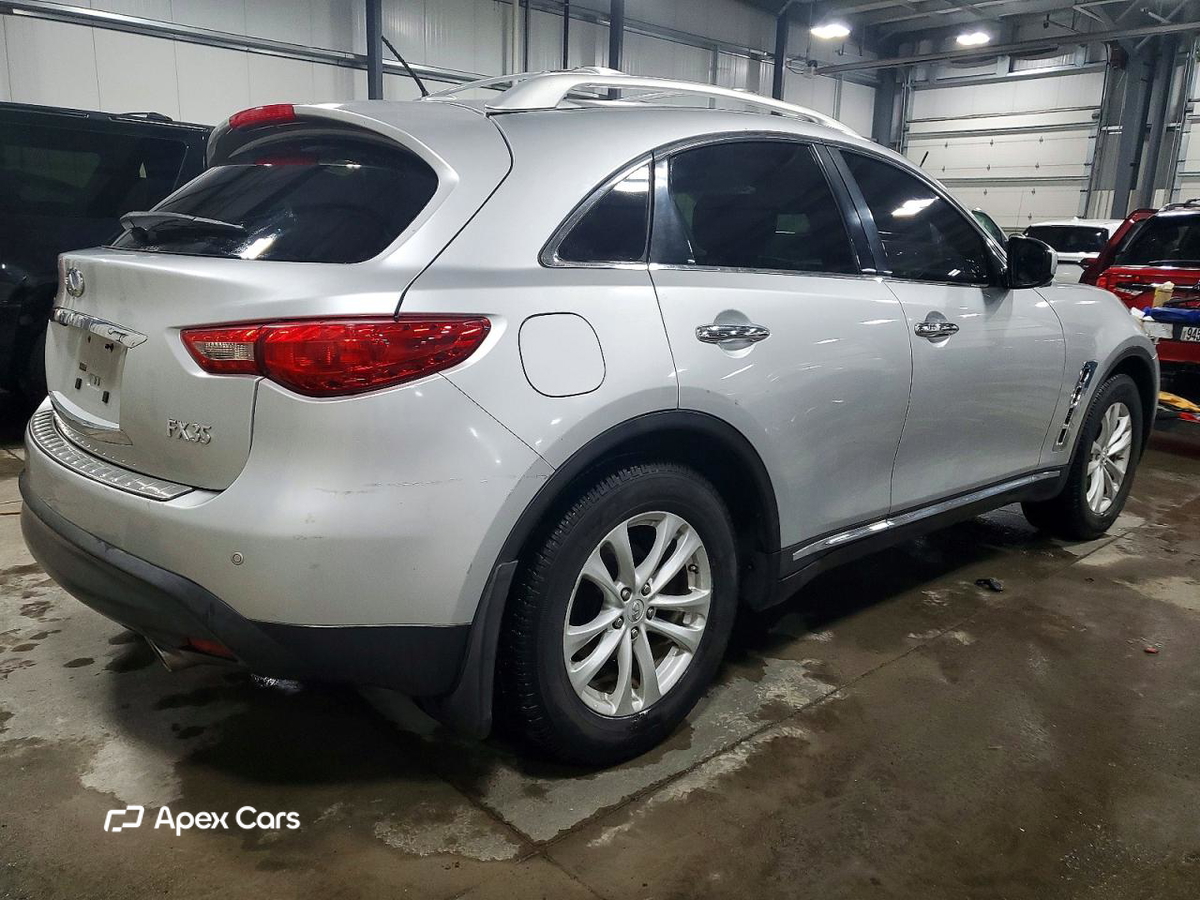 Infiniti FX 2012