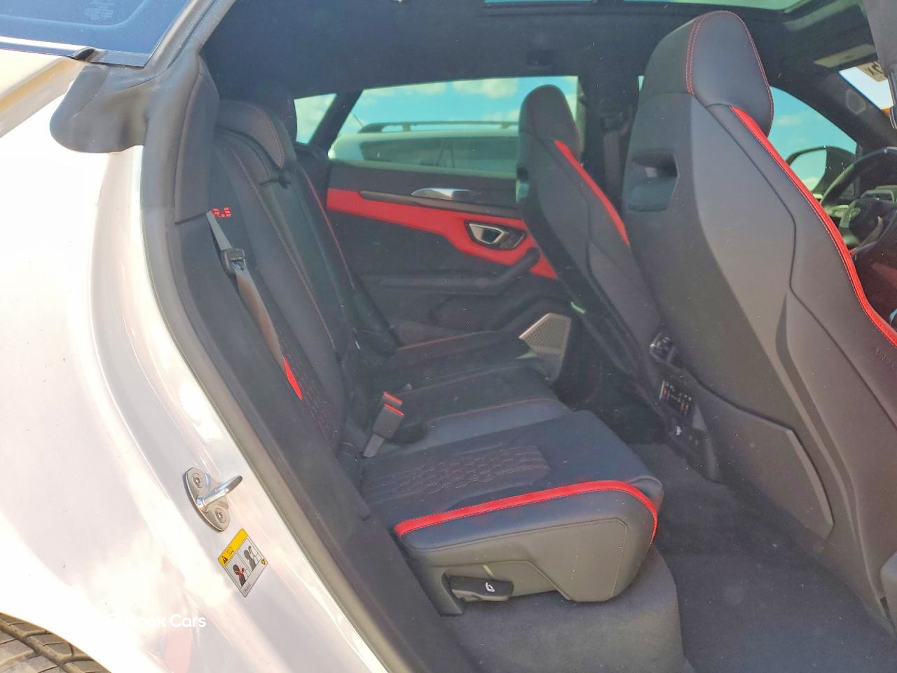 Lamborghini Urus 2024