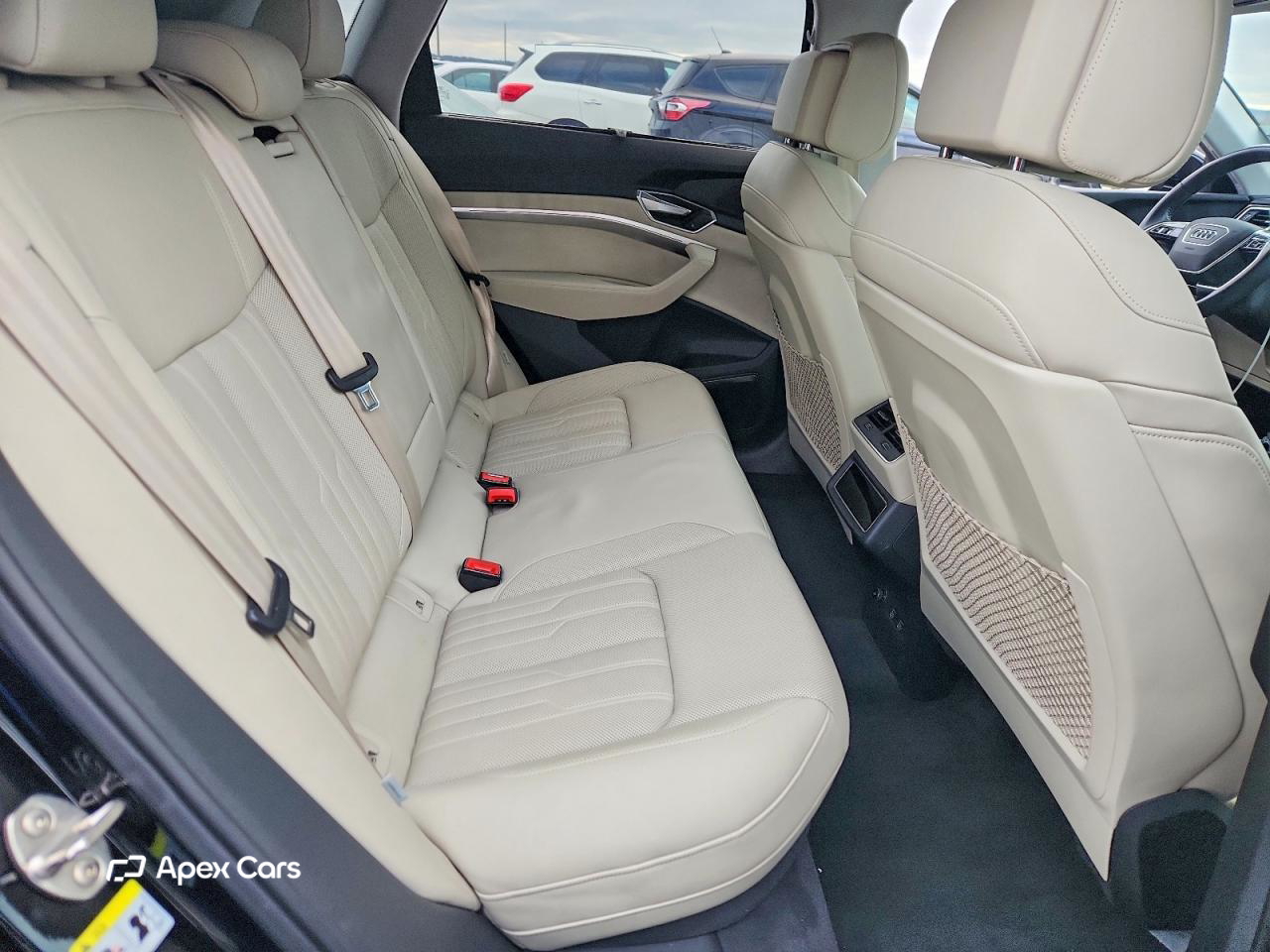 Audi e-tron 2019