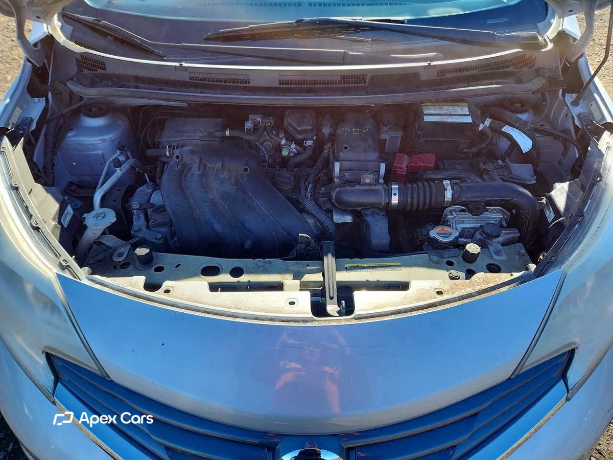 Nissan Versa 2015