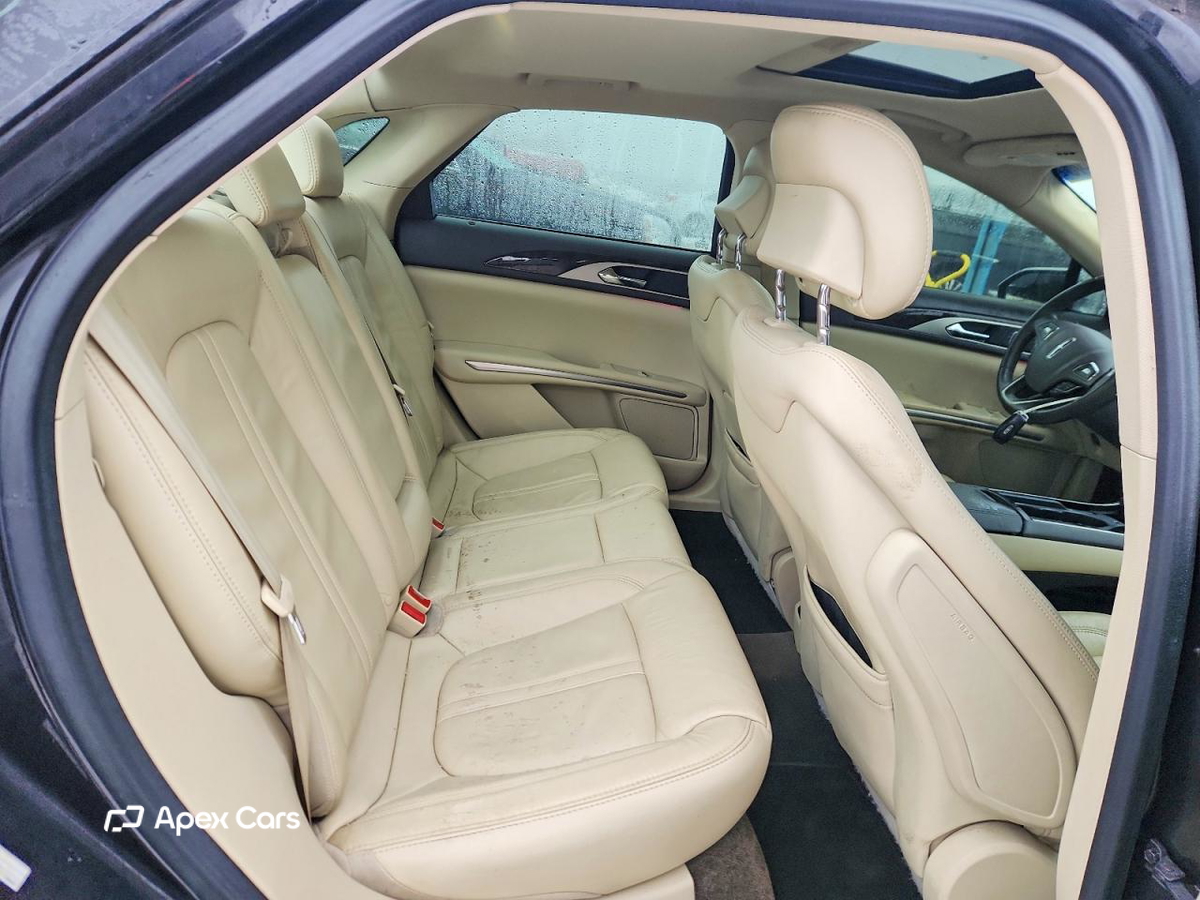 Lincoln MKZ 2015
