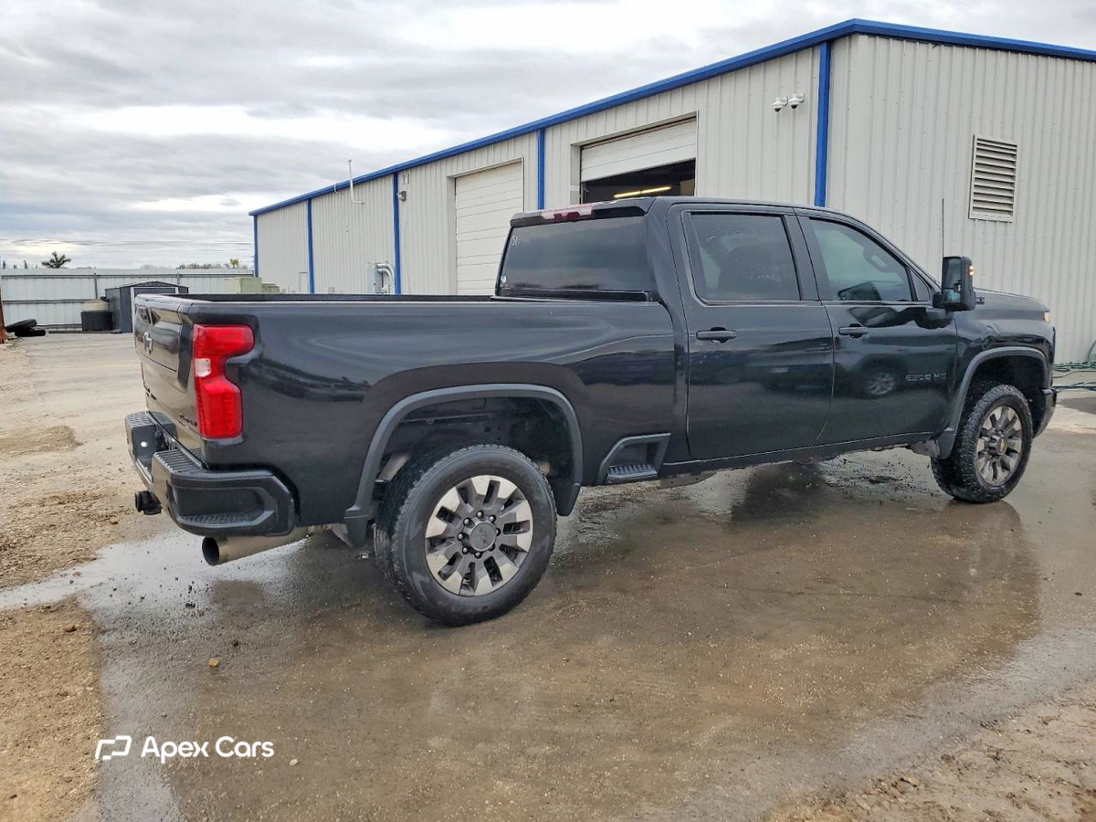 Chevrolet Silverado 2024