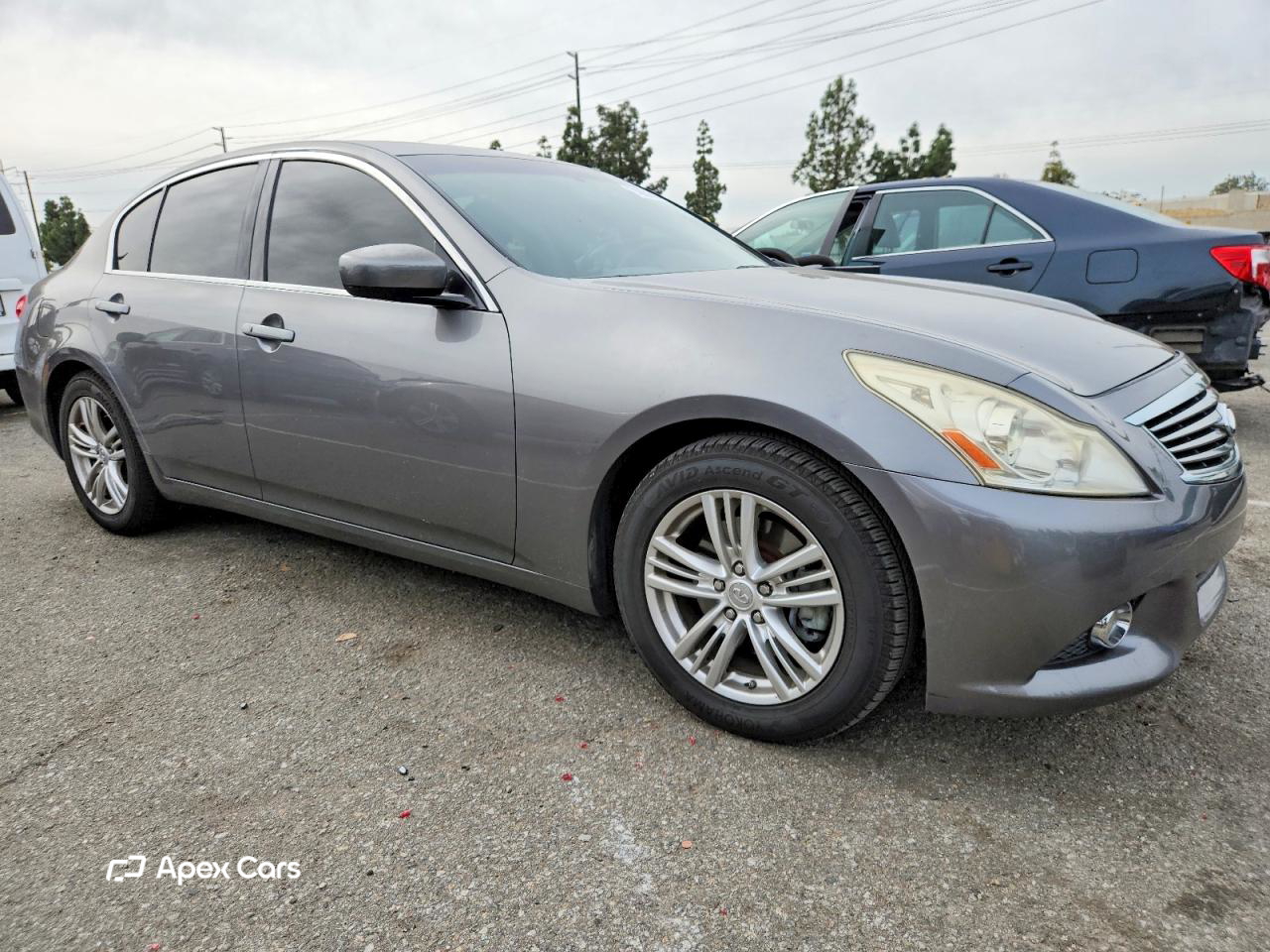 Infiniti G 2010