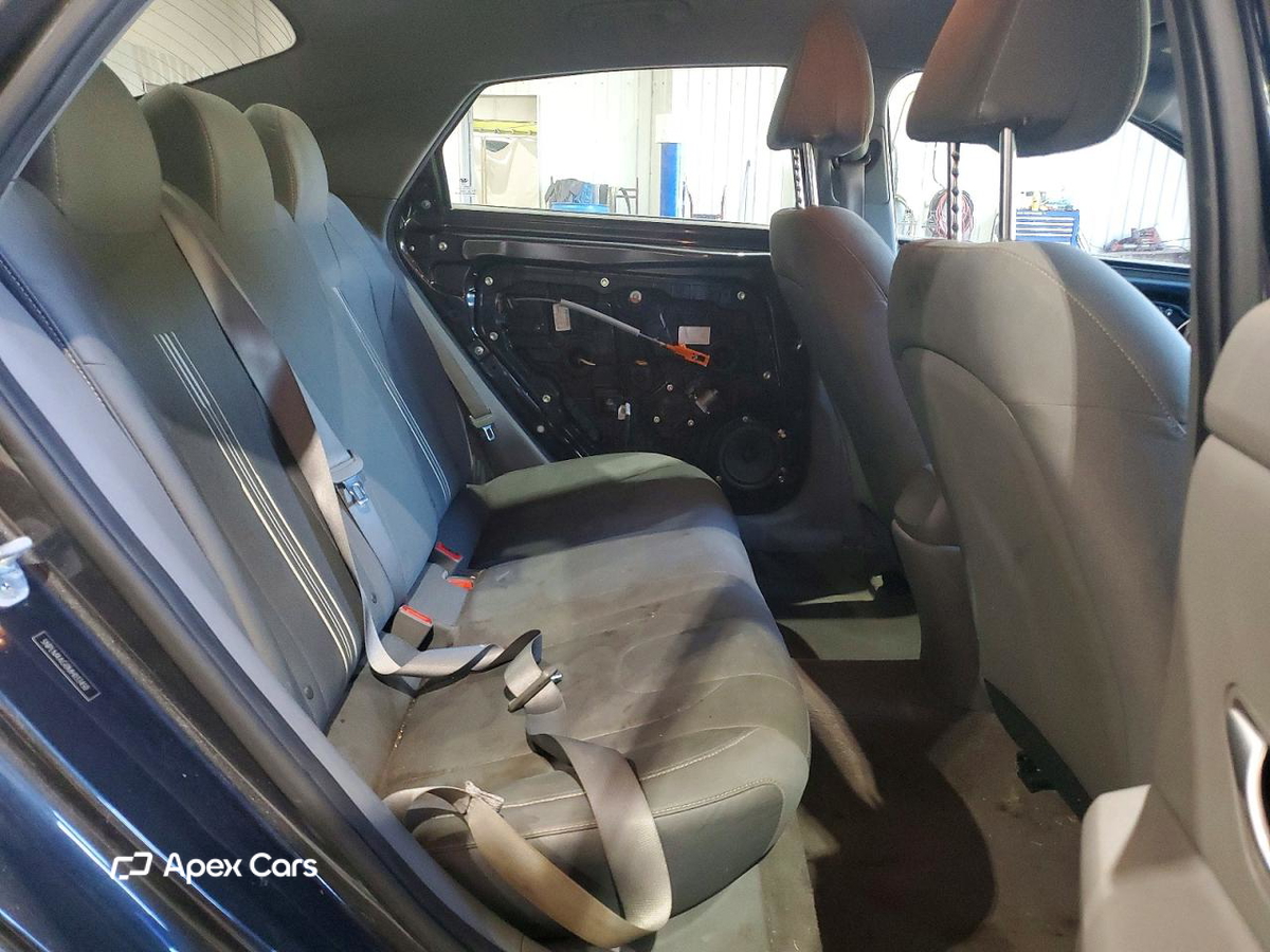 Hyundai Elantra 2021