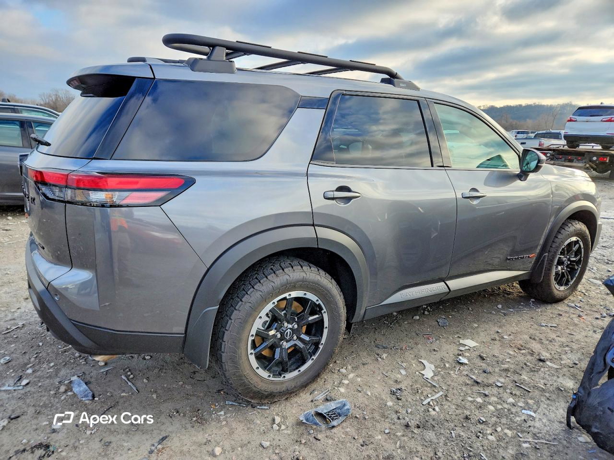 Nissan Pathfinder 2025