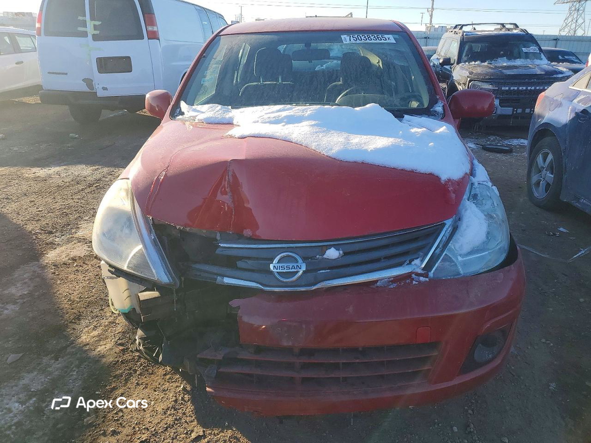Nissan Versa 2012