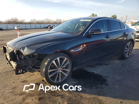 Jaguar XE 2020 - Image 1 of 13
