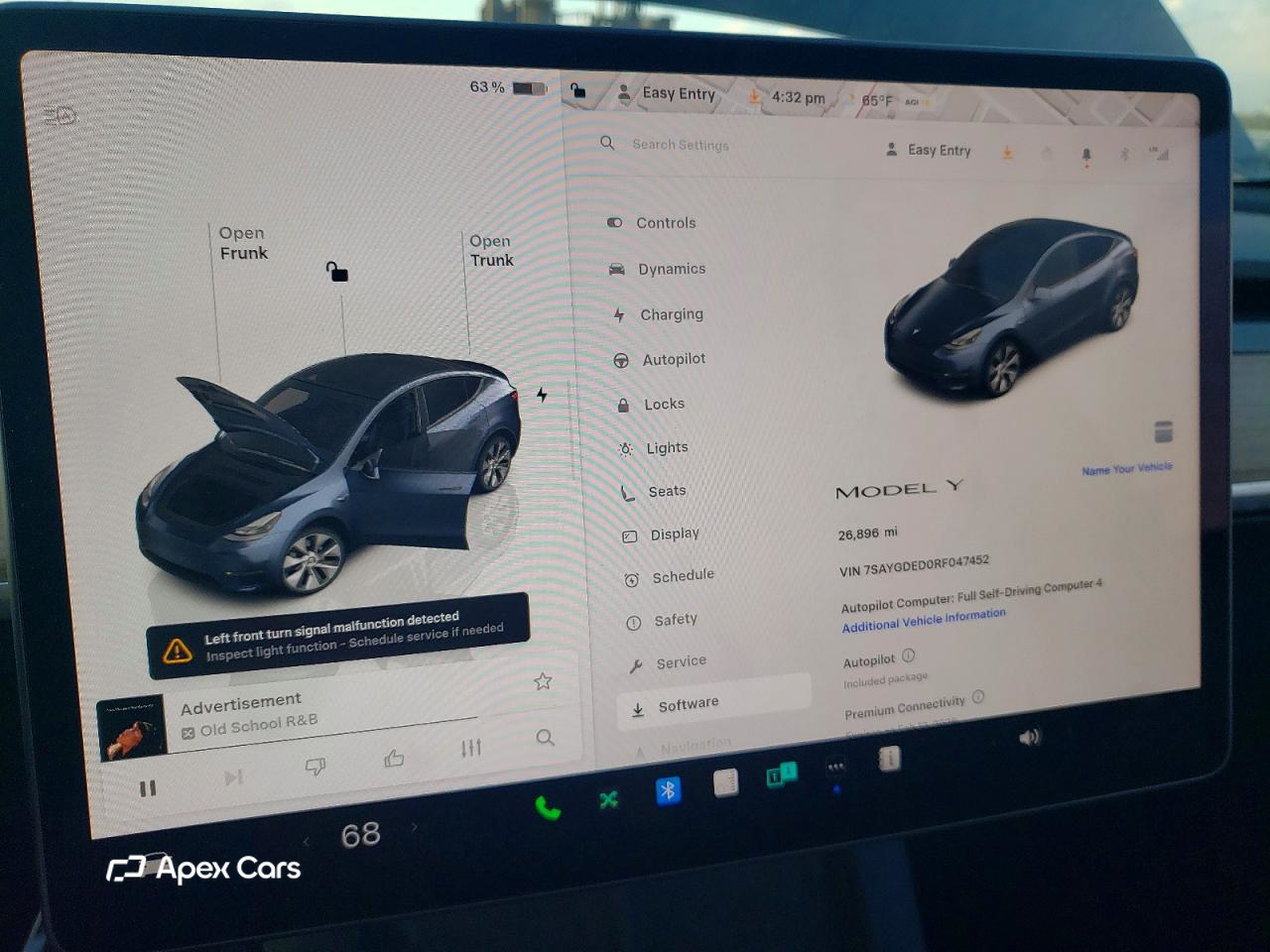 Tesla Model Y 2024