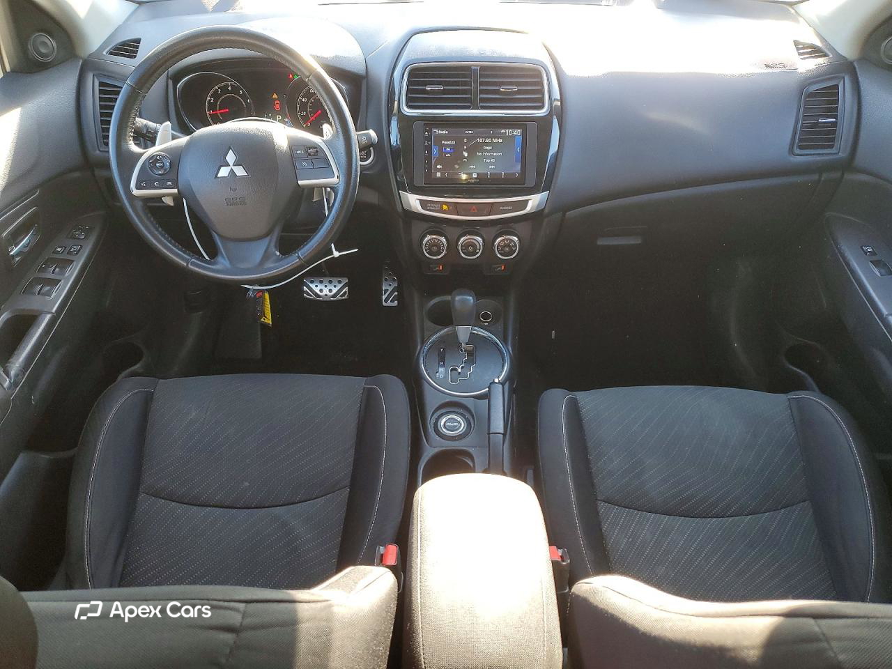 Mitsubishi Outlander 2015