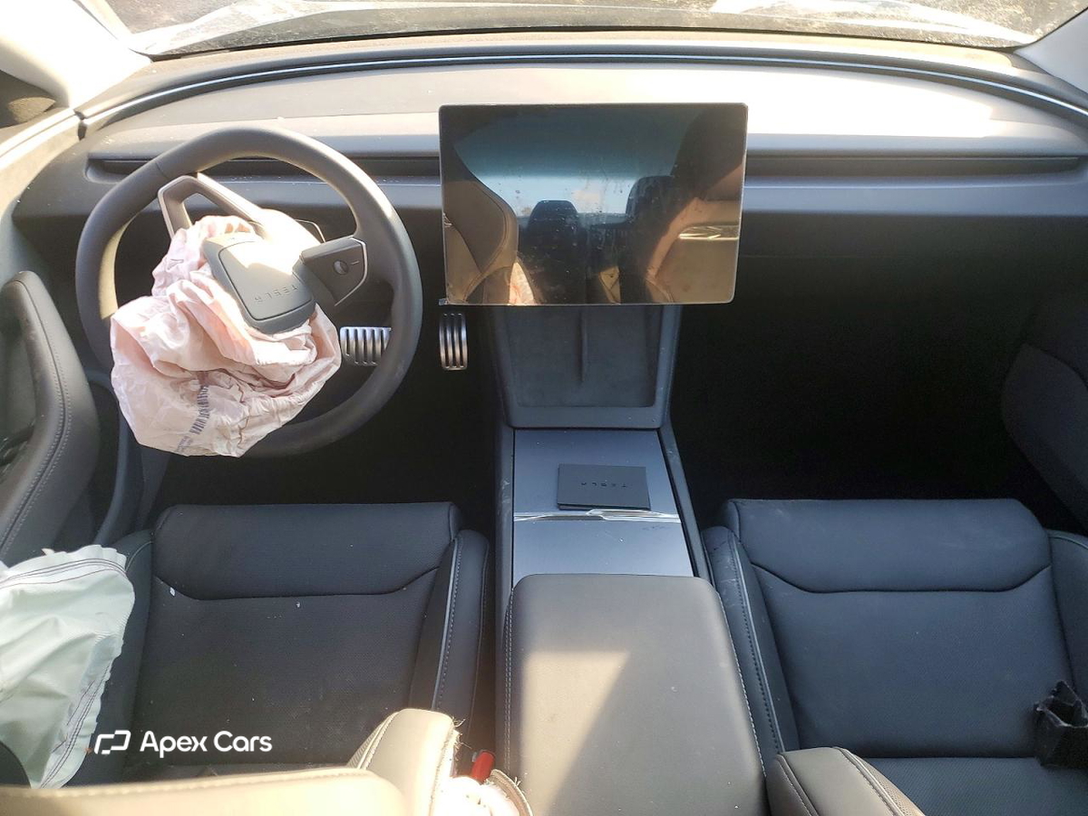 Tesla Model 3 2025