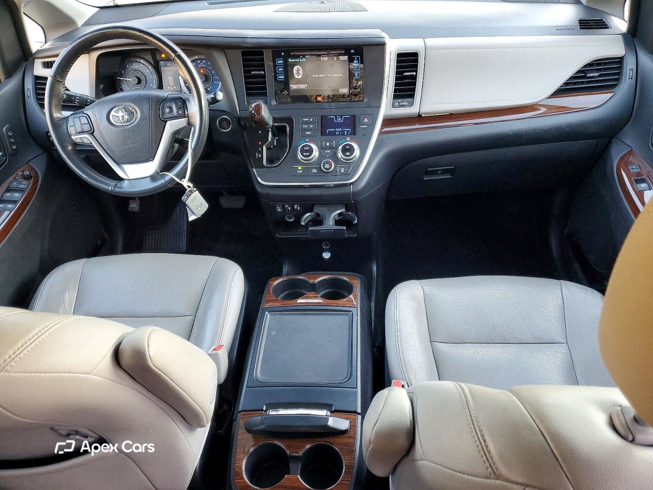 Toyota Sienna 2015