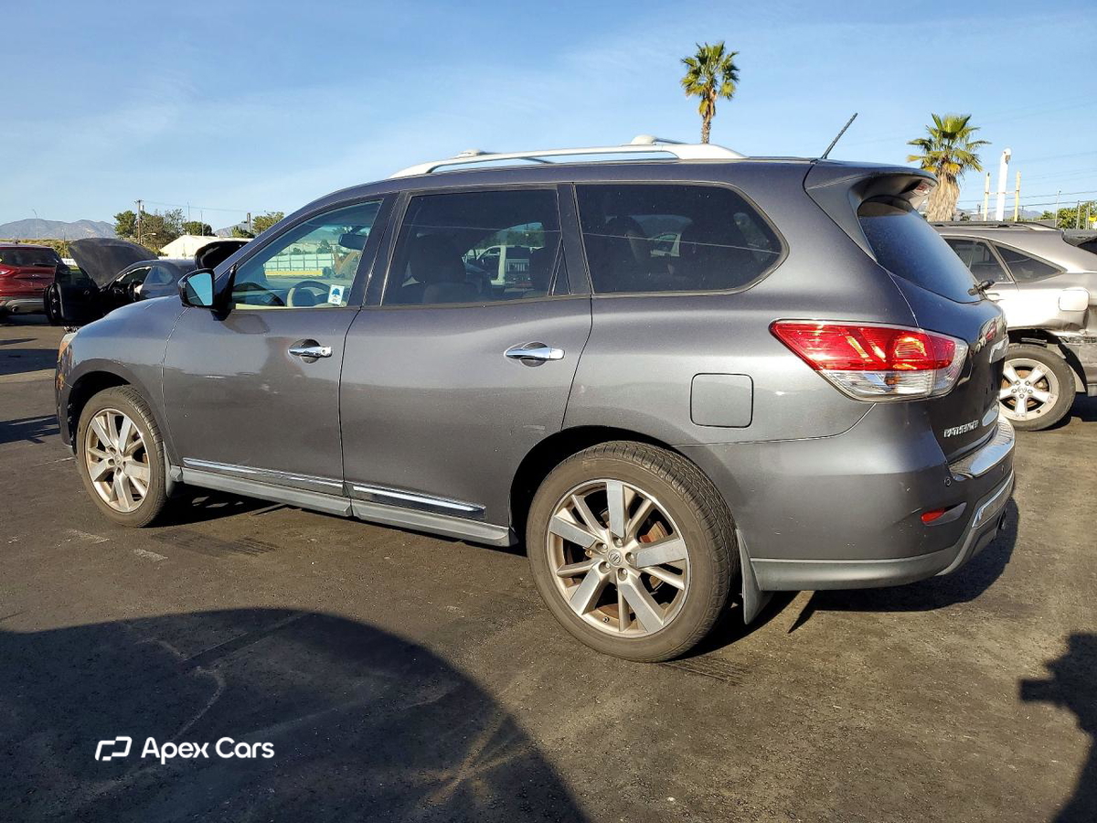 Nissan Pathfinder 2014