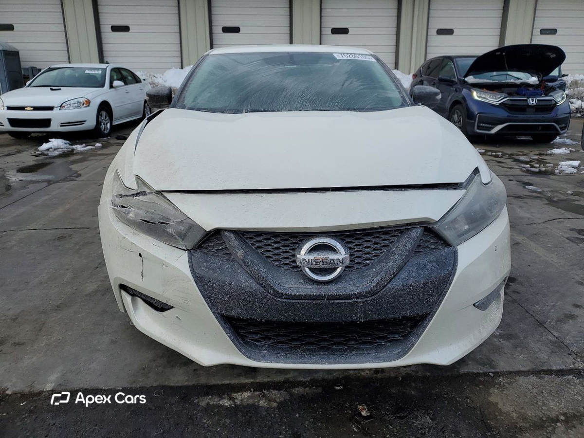 Nissan Maxima 2018