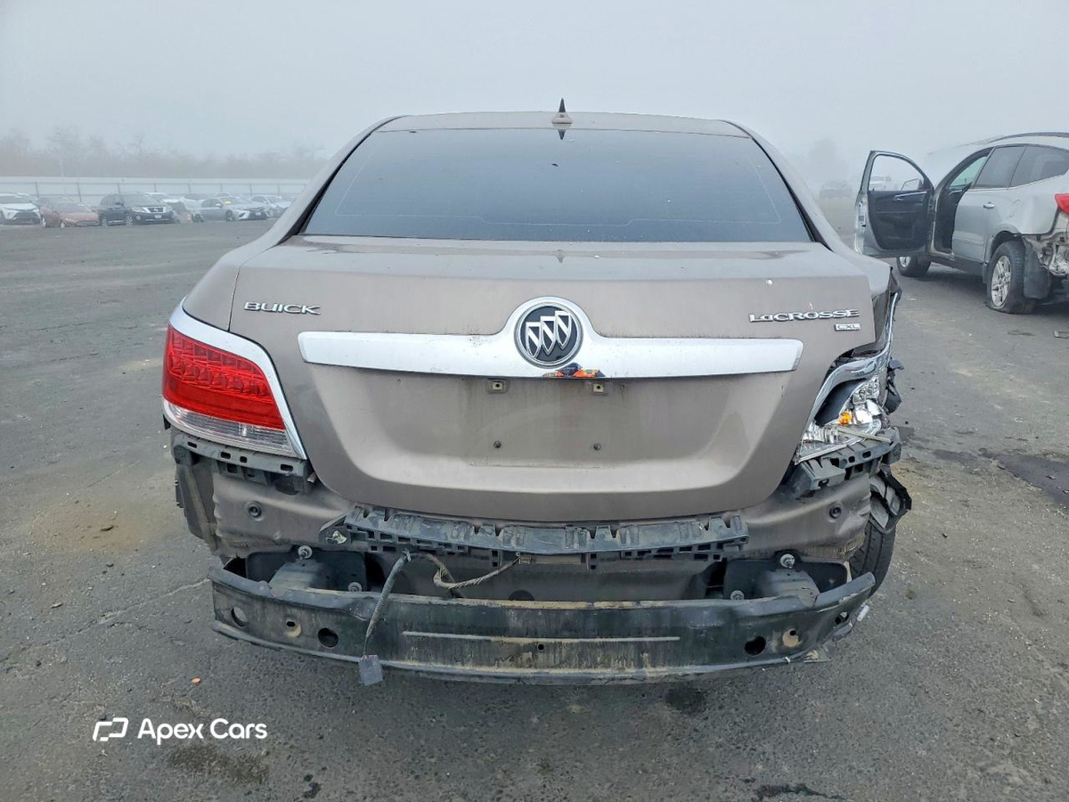 Buick LaCrosse 2011