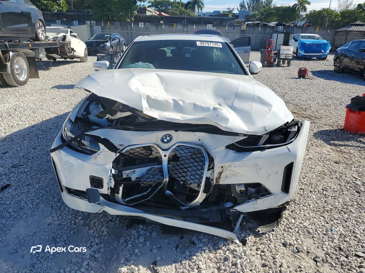 BMW i4 2025