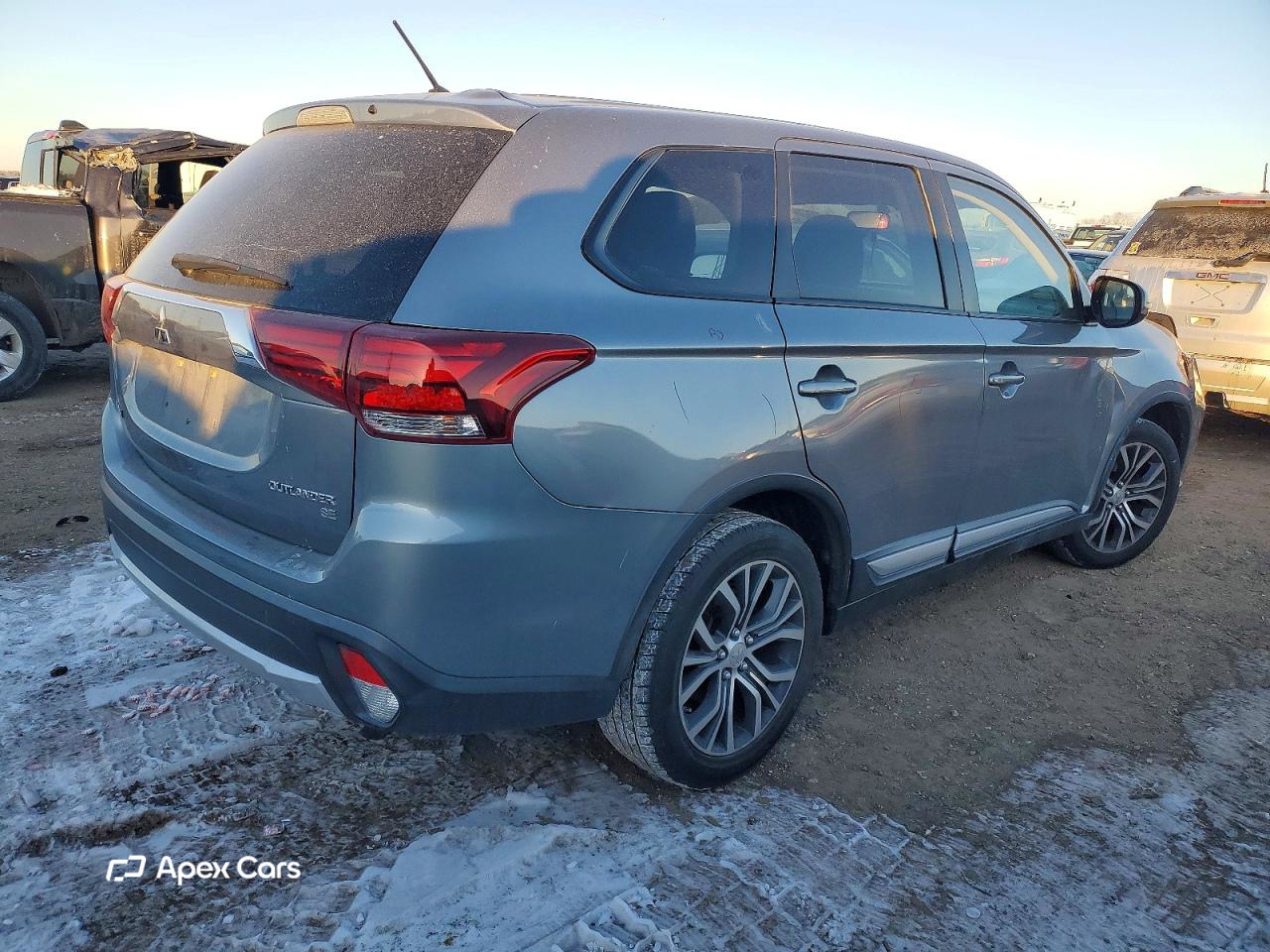 Mitsubishi Outlander 2016