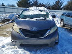 Toyota Sienna 2011