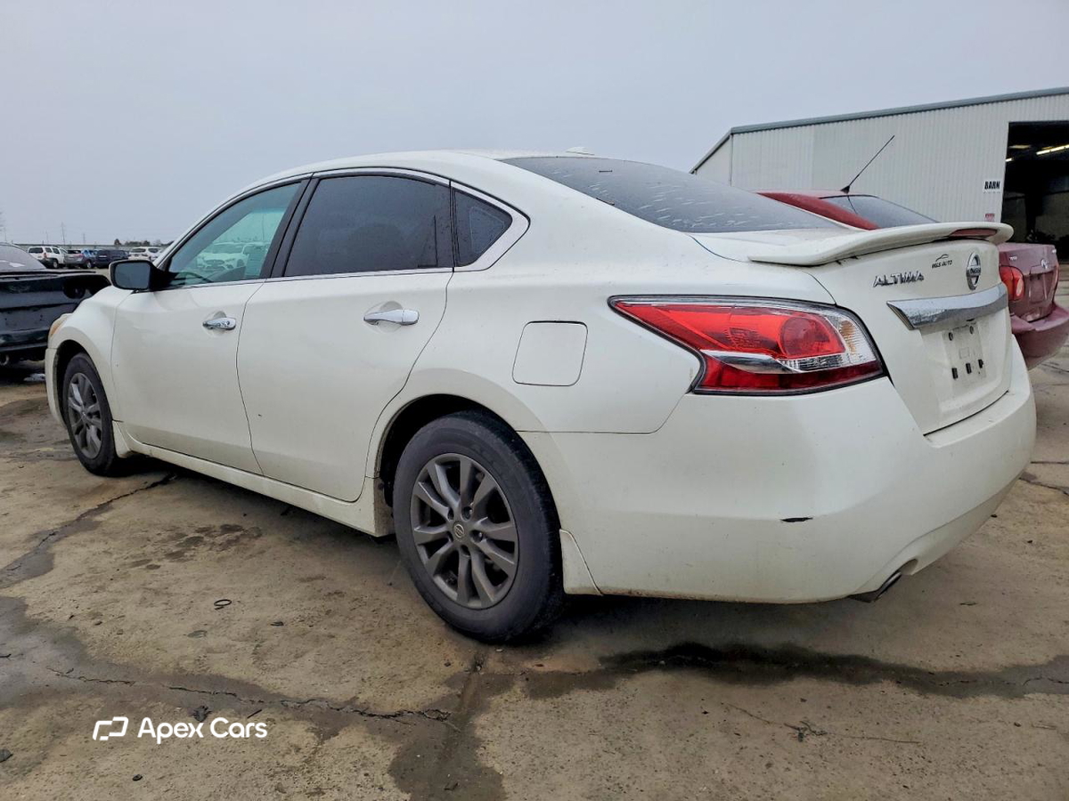 Nissan Altima 2015