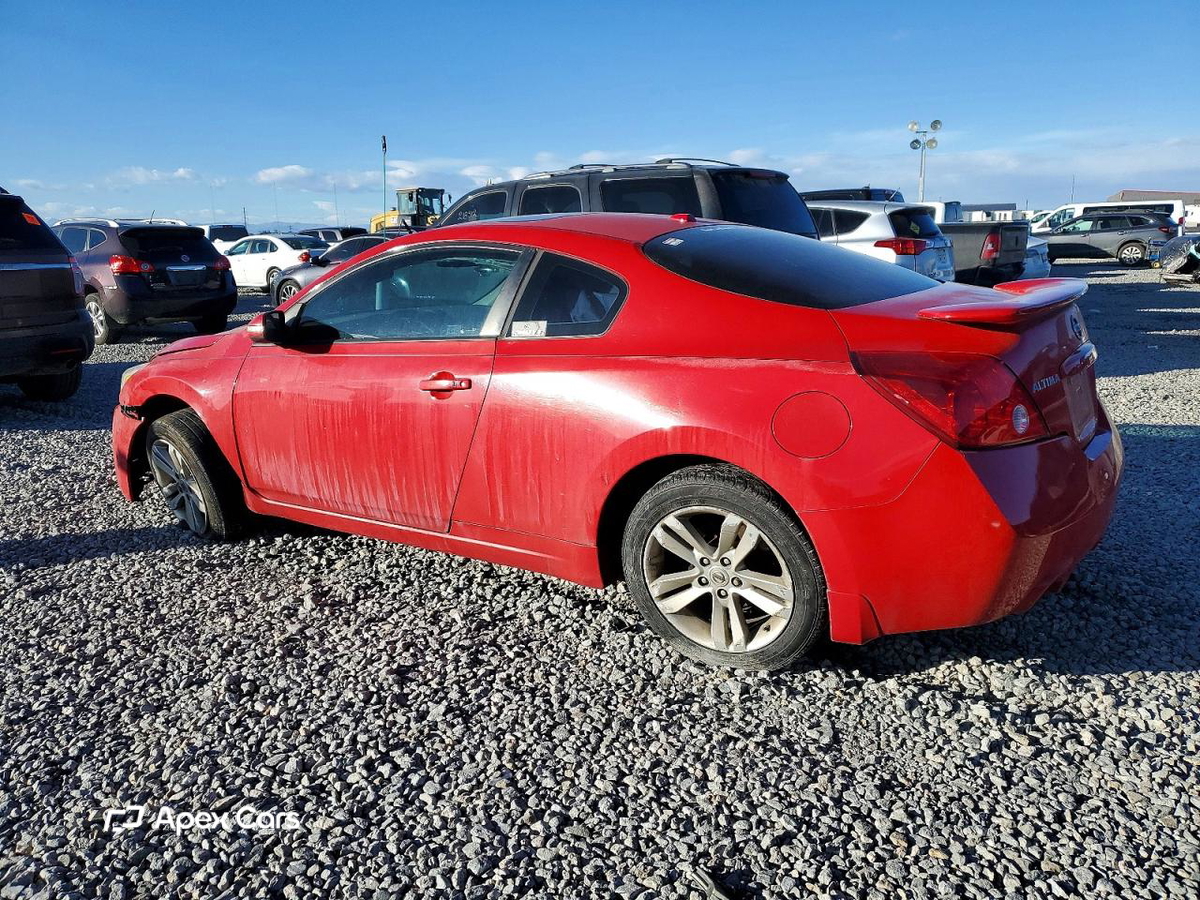 Nissan Altima 2010