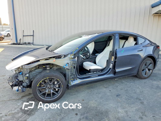 Tesla Model 3 2021 - Zdjęcie 1 z 14