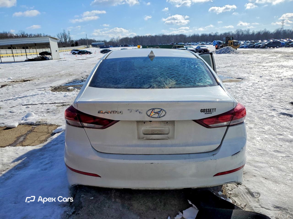 Hyundai Elantra 2018